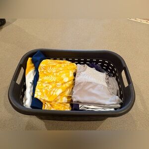 Large sized women’s Assorted Clothing bundle - 20 items